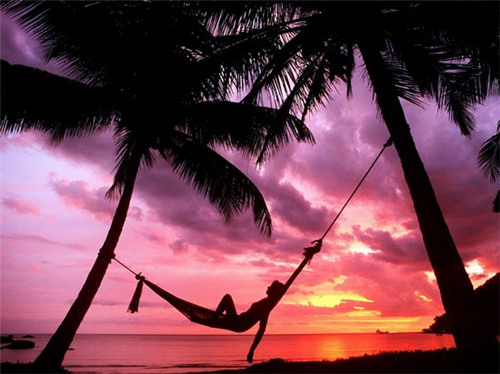 加盟奶茶好不好开店创业，JUICY BAR奶茶加盟开店能不能赚钱